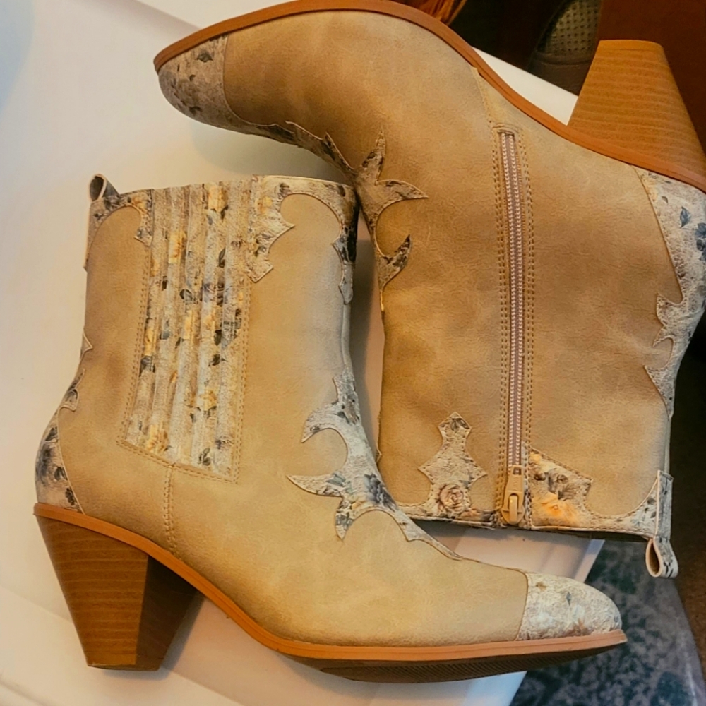 Floral ankle boots
